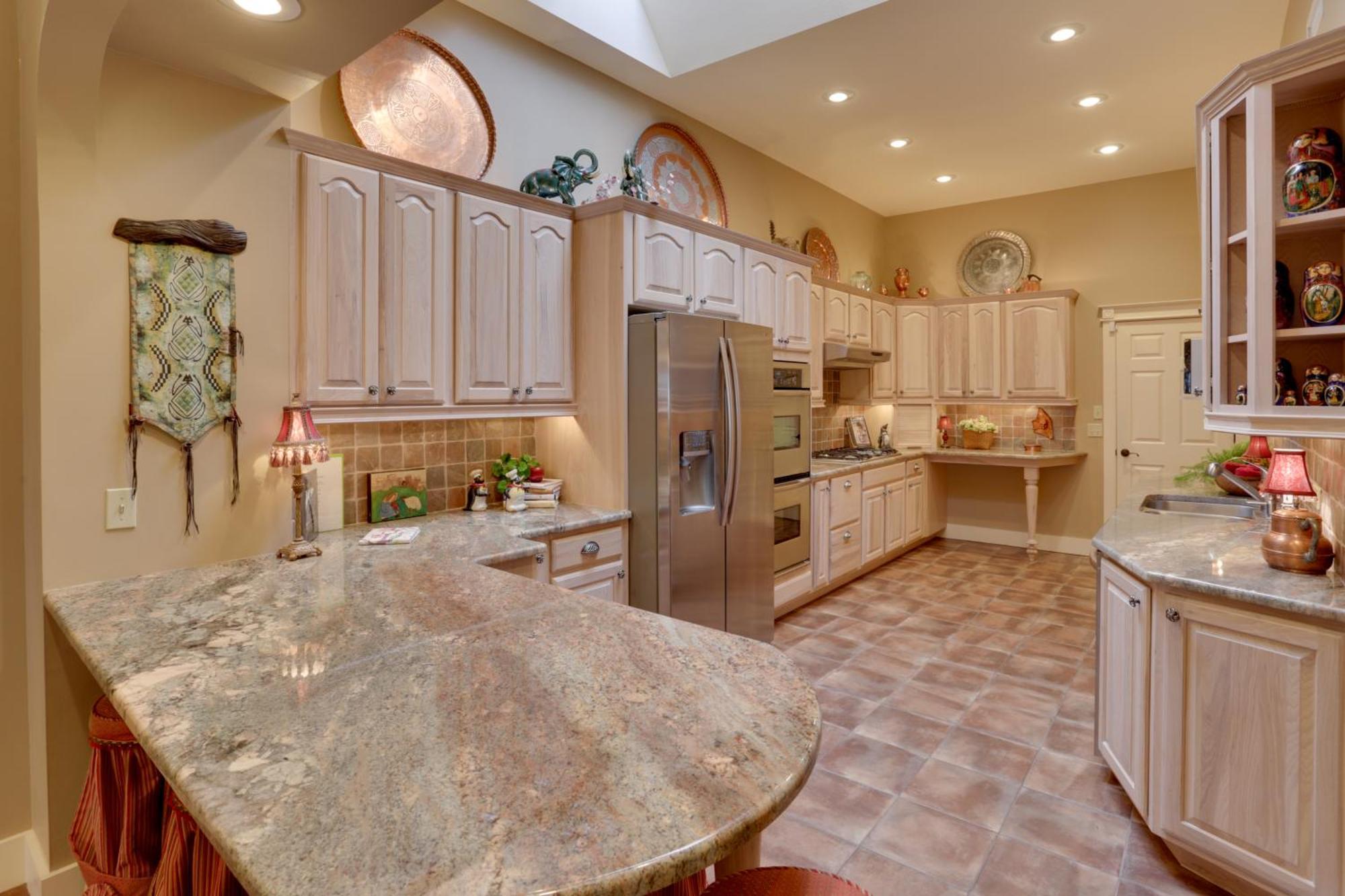 Beautiful Central Fayetteville Townhome With Views! Екстериор снимка